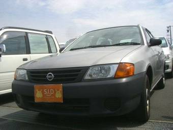 2004 Nissan AD Van Pics