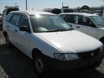 2004 Nissan AD Van Pictures
