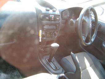 2004 Nissan AD Van Pictures