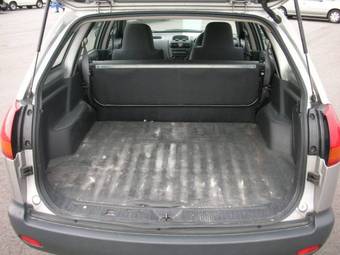 2004 Nissan AD Van Pictures
