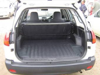 2004 Nissan AD Van Pictures
