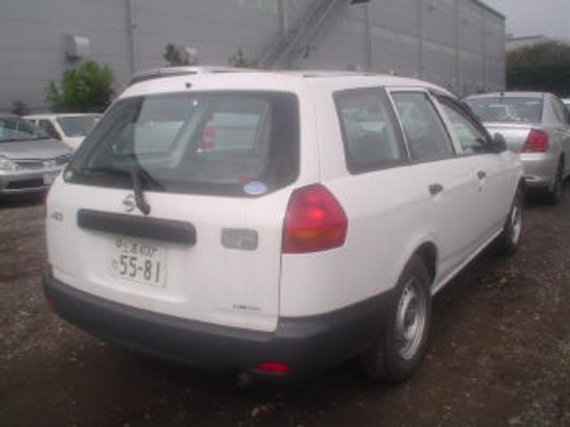 2005 Nissan AD Van