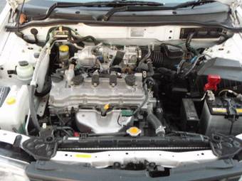 2005 Nissan AD Van Photos