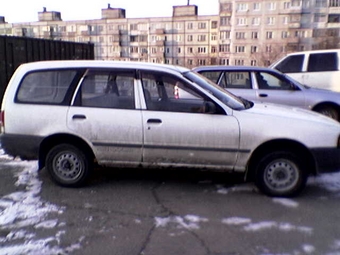 1996 Nissan AD Wagon