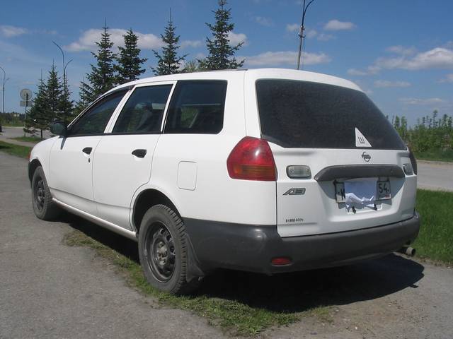 1999 Nissan AD Wagon