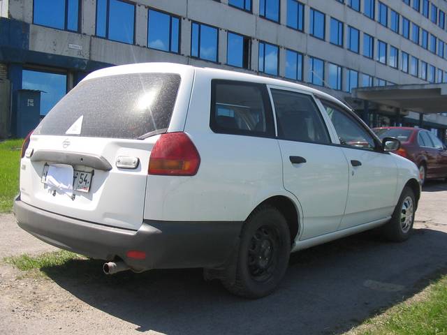 1999 Nissan AD Wagon