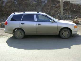 1999 Nissan AD Wagon