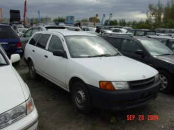 1999 Nissan AD Wagon