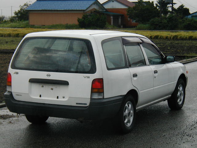 1999 Nissan AD Wagon For Sale