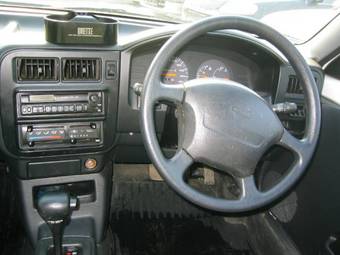 1999 Nissan AD Wagon Photos
