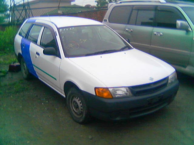 2000 Nissan AD Wagon