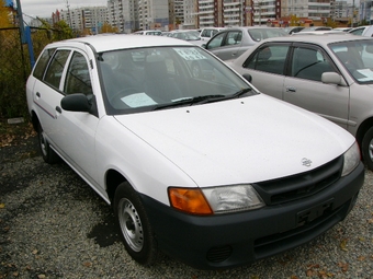 2000 Nissan AD Wagon