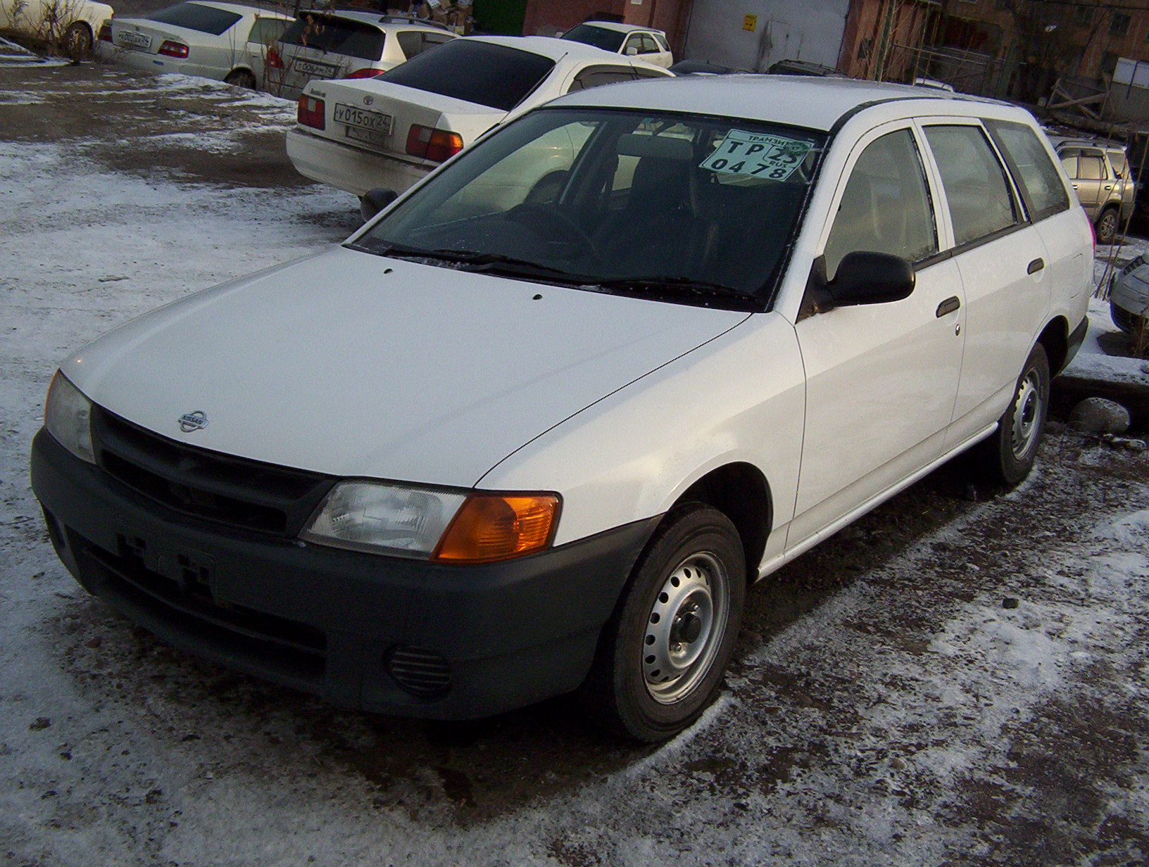 2000 Nissan AD Wagon