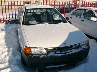 2000 Nissan AD Wagon