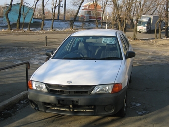 2000 Nissan AD Wagon