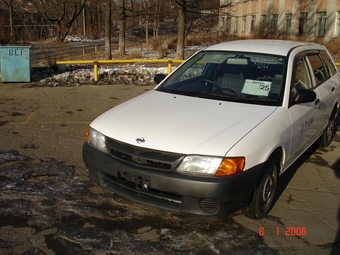 Nissan AD Wagon