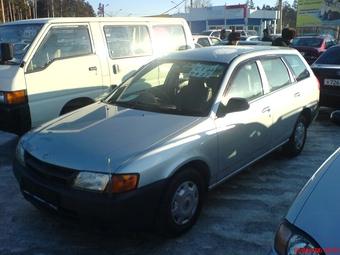 2000 Nissan AD Wagon