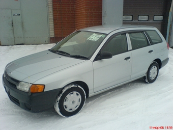2000 Nissan AD Wagon