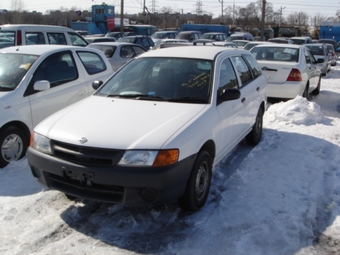 2000 Nissan AD Wagon