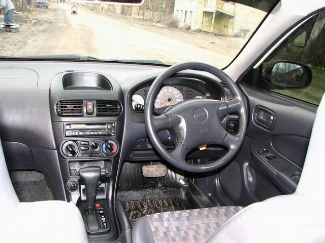 2000 Nissan AD Wagon