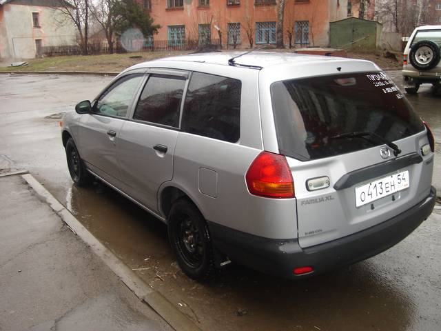 2000 Nissan AD Wagon