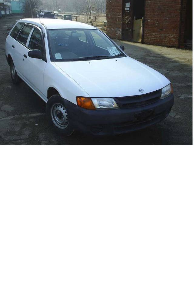 2000 Nissan AD Wagon