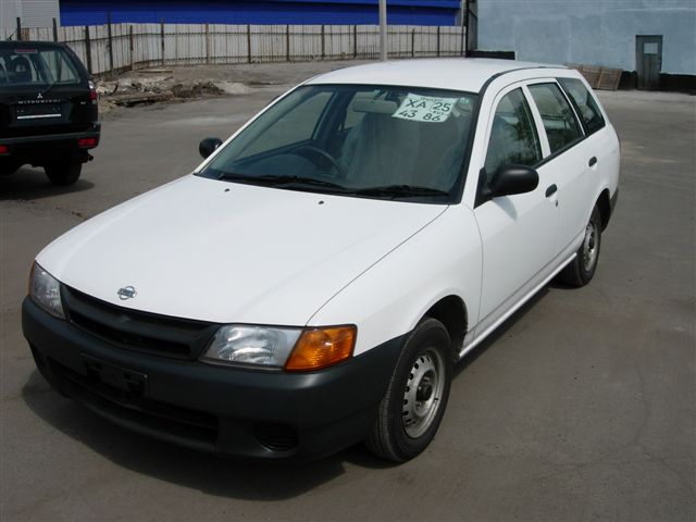 2000 Nissan AD Wagon