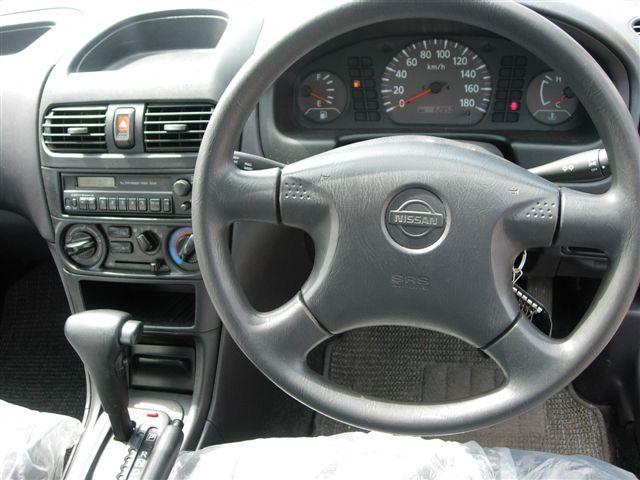 2000 Nissan AD Wagon