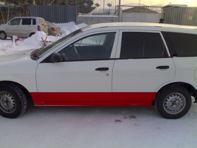 2000 Nissan AD Wagon