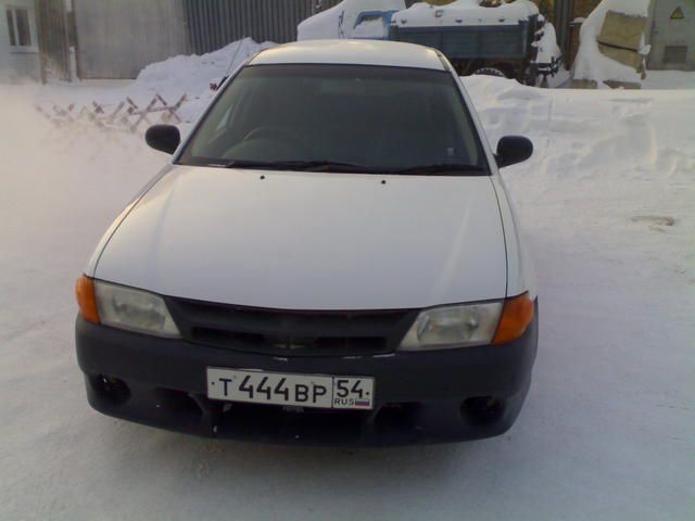 2000 Nissan AD Wagon