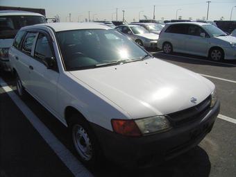 2000 Nissan AD Wagon