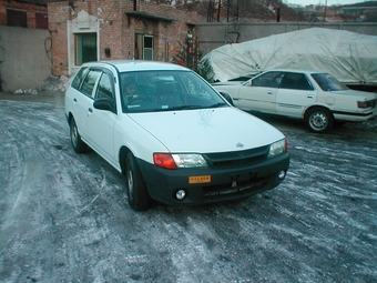 2000 Nissan AD Wagon