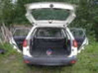 2000 Nissan AD Wagon Photos