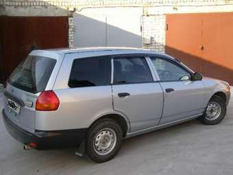 2000 Nissan AD Wagon For Sale