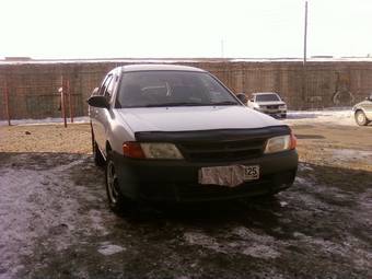 2000 Nissan AD Wagon Pictures