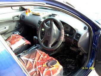 2000 Nissan AD Wagon Photos