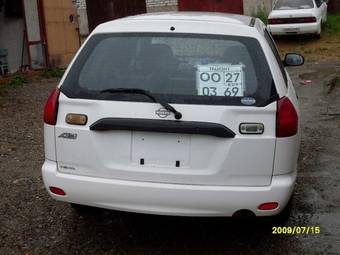 2000 Nissan AD Wagon Pictures