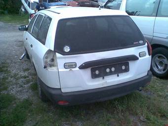 2000 Nissan AD Wagon Pictures