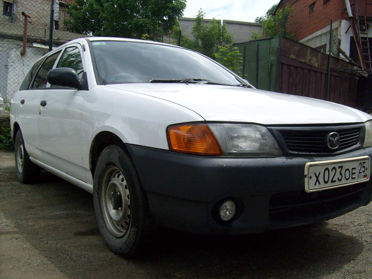 2001 Nissan AD Wagon specs, Engine size 1800cm3, Fuel type Gasoline