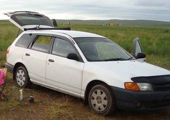 2001 Nissan AD Wagon Photos