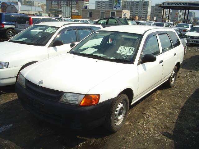 2002 Nissan AD Wagon