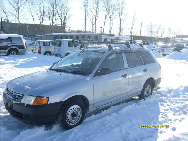 2002 Nissan AD Wagon