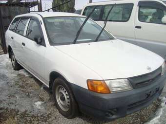 2002 Nissan AD Wagon