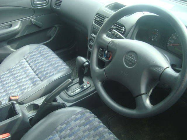 2002 Nissan AD Wagon