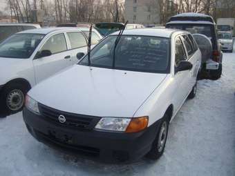 2002 Nissan AD Wagon