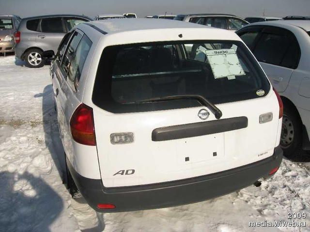 2002 Nissan AD Wagon