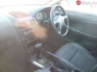 2002 Nissan AD Wagon Pictures