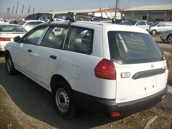 2002 Nissan AD Wagon Photos