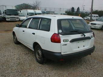2002 Nissan AD Wagon Pictures
