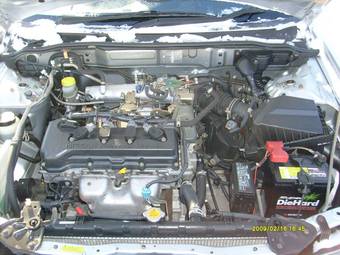 2002 Nissan AD Wagon Images